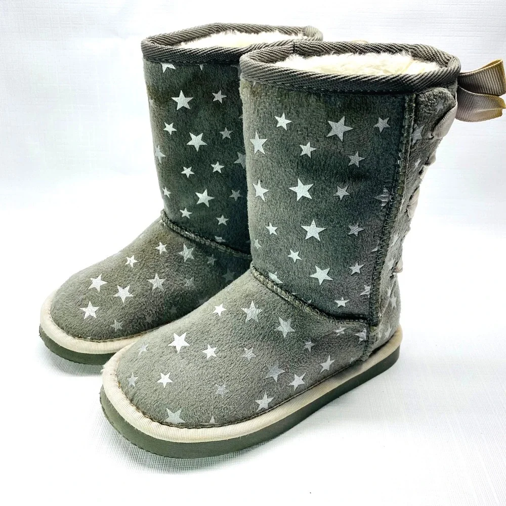 Old Navy Kids Gray Star‎ Print Cozy Lined Winter Emu Boots Size 8 2TAirwalk